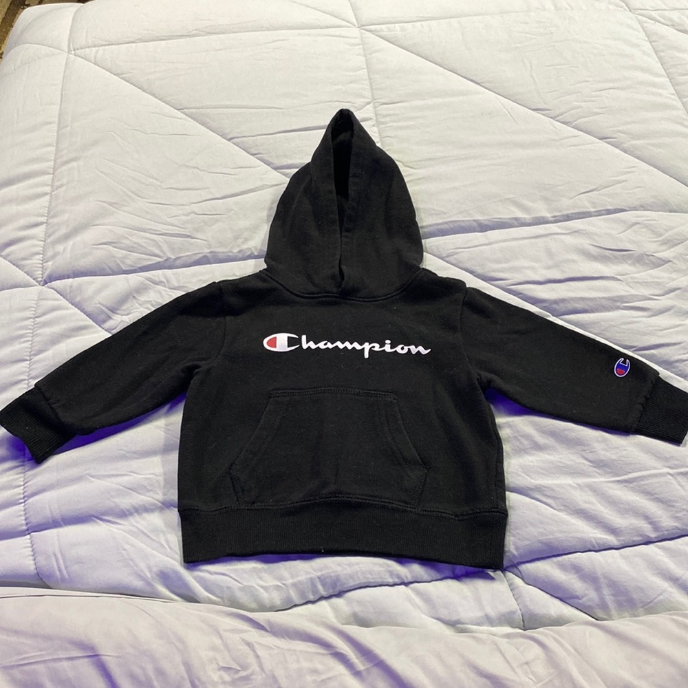 Brand Champion, Size 12m, Color Black